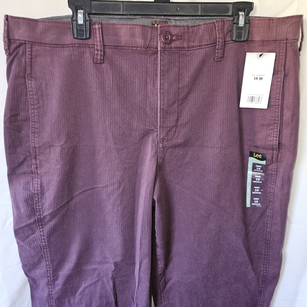 Lee Brand Women's Burgundy Pants